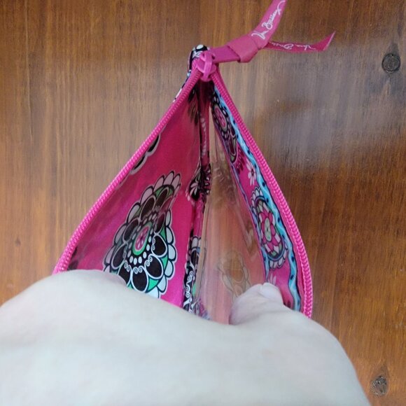 VERA BRADLEY Cupcakes Pink PVC Vinyl Zip 8" Wristlet Organizer Retired 2009 - Picture 12 of 15